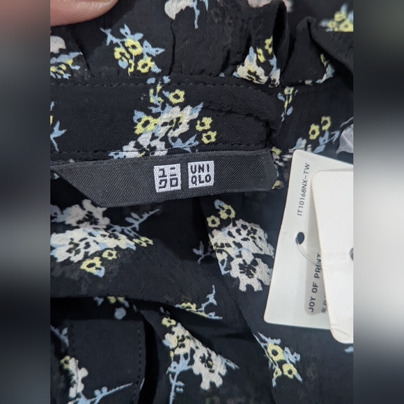 NWT Uniqlo Chiffon Pleated 3/4 Sleeve Dress - Picture 10 of 11